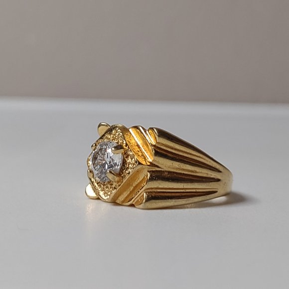 Very Pretty Size 9.5 14k HGE Ring - Picture 3 of 10